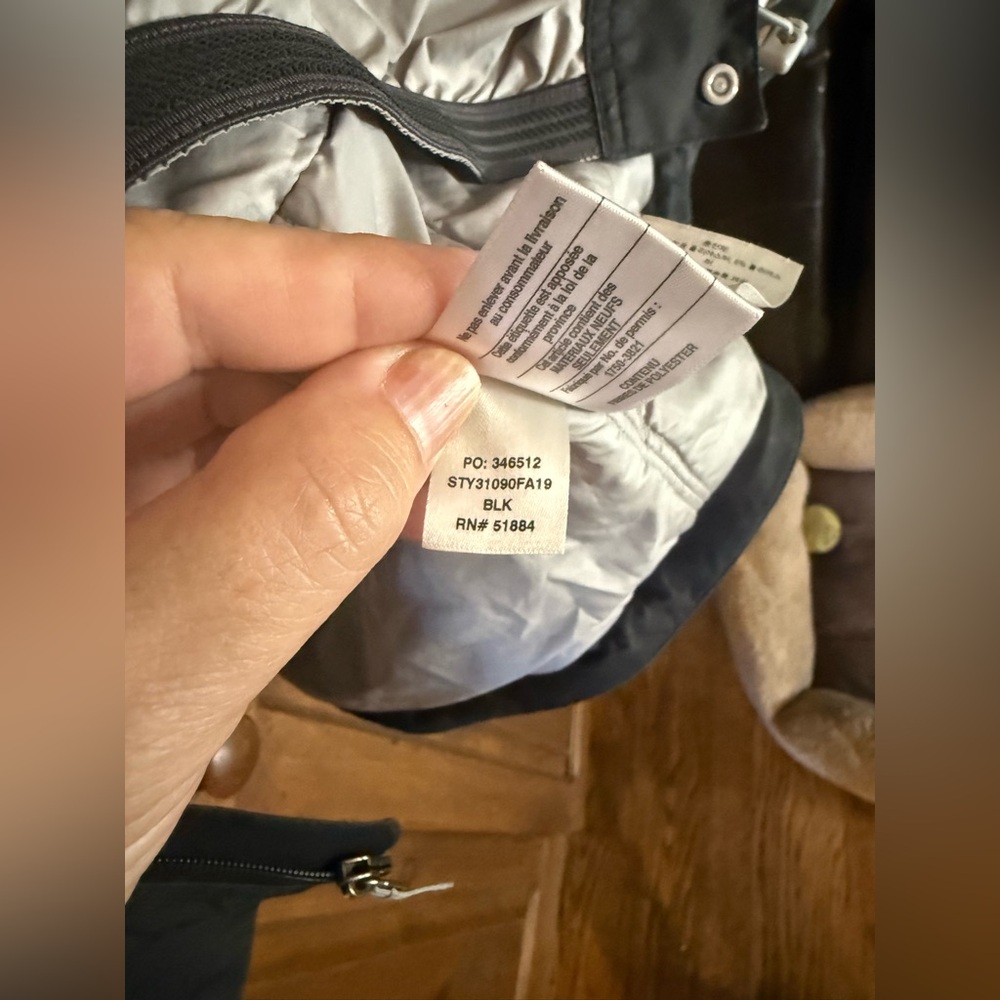 Patagonia Women’s Insulated Ski Jacket - Picture 15 of 15